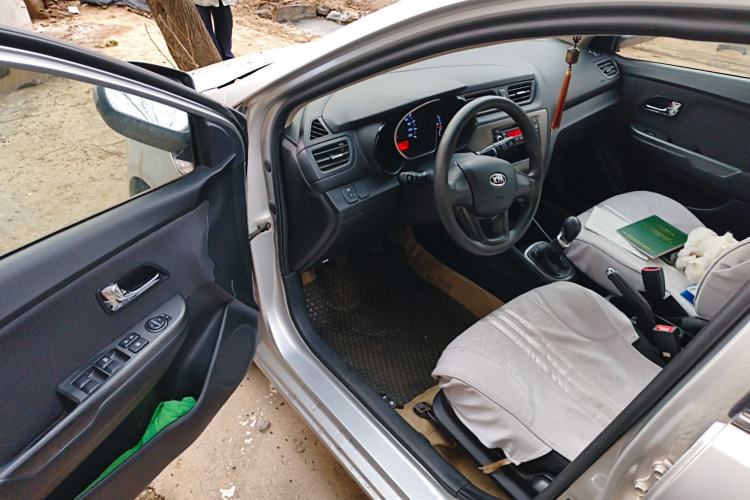 Used Kia K2 2011 Sedan 1.4L Manual Transmission GLS
