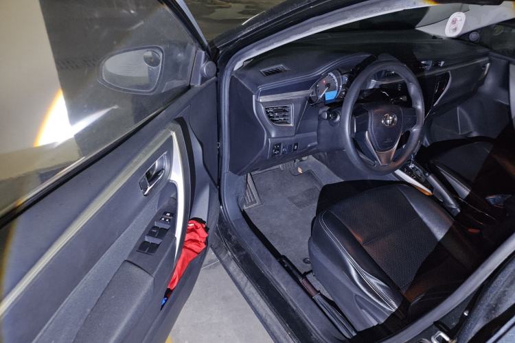 Used Toyota Corolla 2017 1.2T CVT GL
