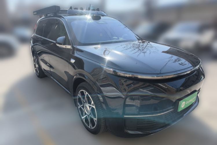 Used Li Auto L9 2022 Max model Front Right 45 Deg