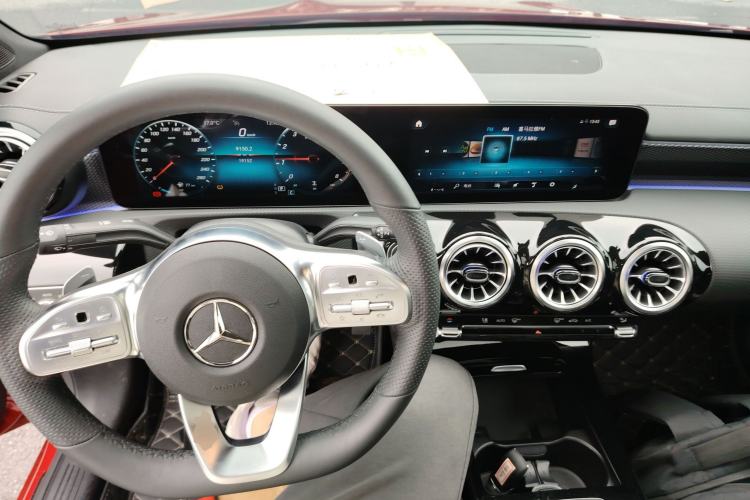 Used Mercedes-Benz A-Class 2021 A 200 L Sport Sedan Fashion Model
