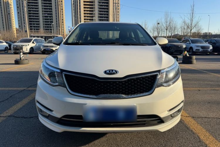 Used Kia K2 2015 Sedan 1.4L Automatic GLS Exterior 4