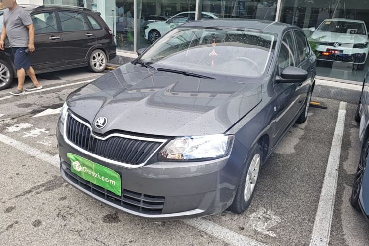 Used Skoda Rapid 2016 1.6L Automatic Front-Wheel Drive Model