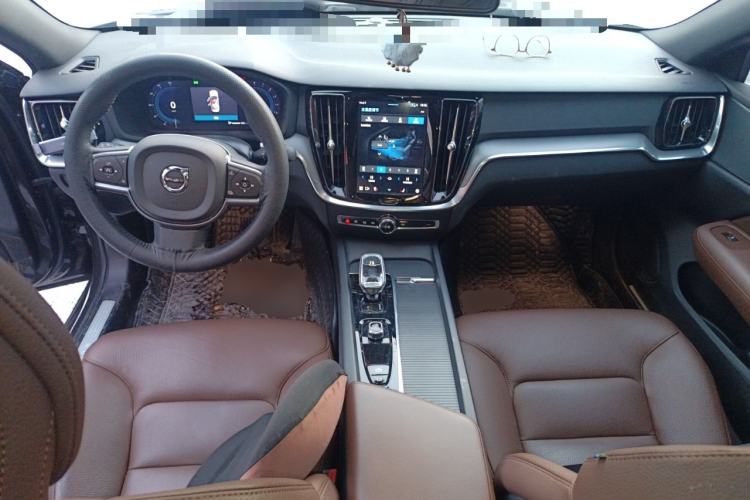 Used Volvo S60 2025 B4 Zhiyi Luxury Edition