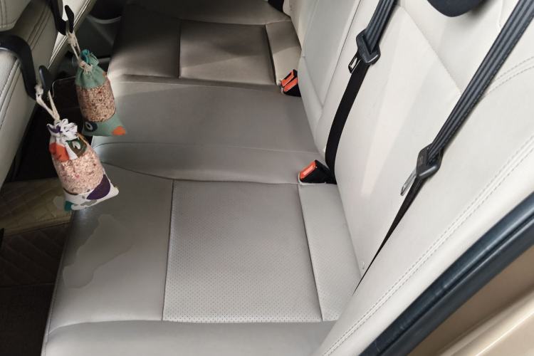 Used Geely Auto Emgrand 2014 Sedan 1.5L Manual Elite Model
