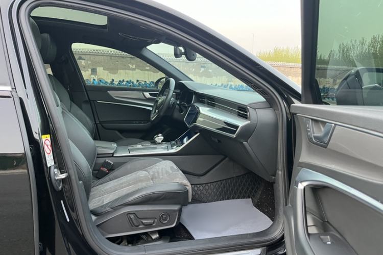 Used Audi A6L 2020 45 TFSI Prestige Dynamic Edition Right Front Seat