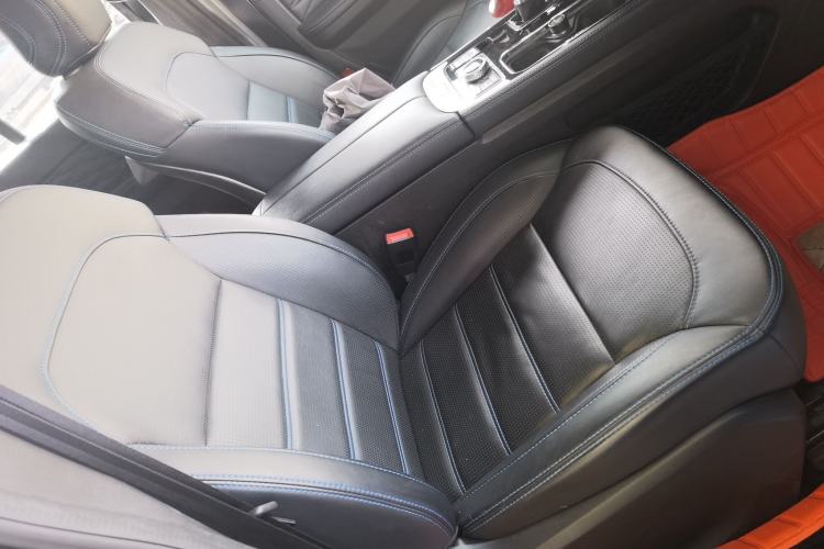 Used BAIC Off-Road BJ40 2021 2.0D Automatic Four-Wheel Drive Blade Hero Edition Adventurer Model (with Front and Rear Electronic Locks)