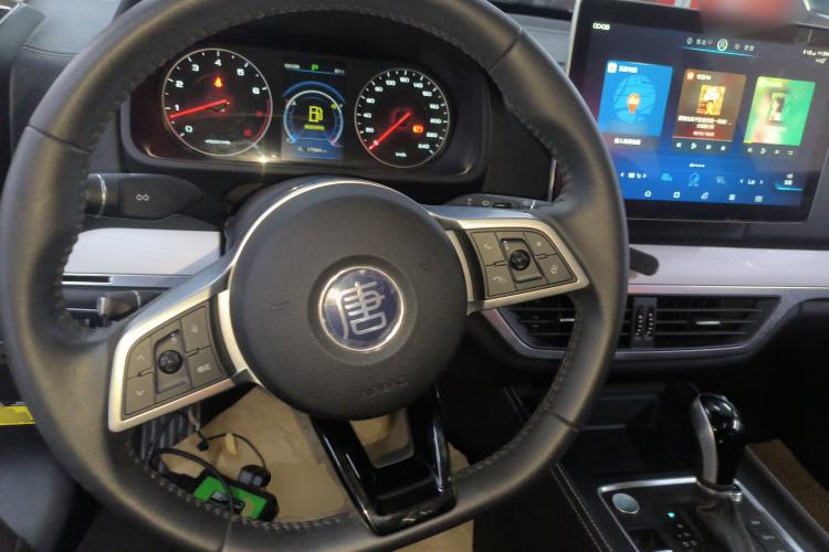 Used BYD Tang 2019 2.0T Automatic SmartConnect Luxury Edition 5 Seats China VI Standard