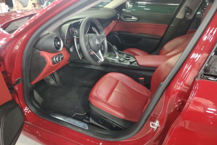 Used Alfa Romeo Giulia 2019 2.0T 280HP Luxury Edition