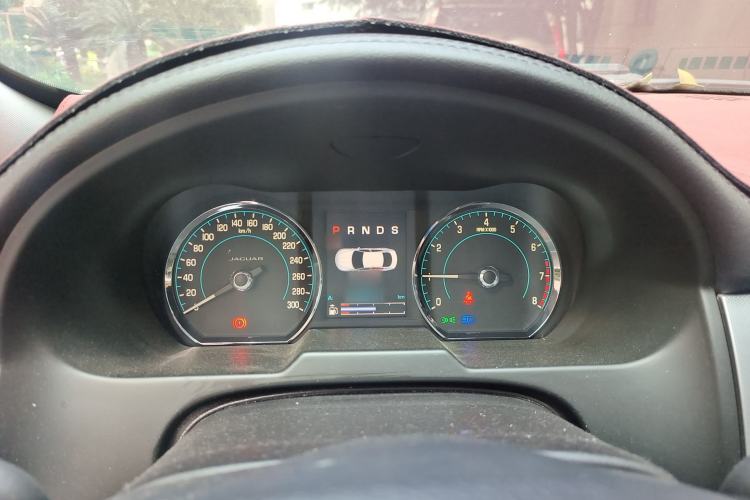 Used Jaguar XF 2015 XF 2.0T Luxury Edition Instrument Cluster