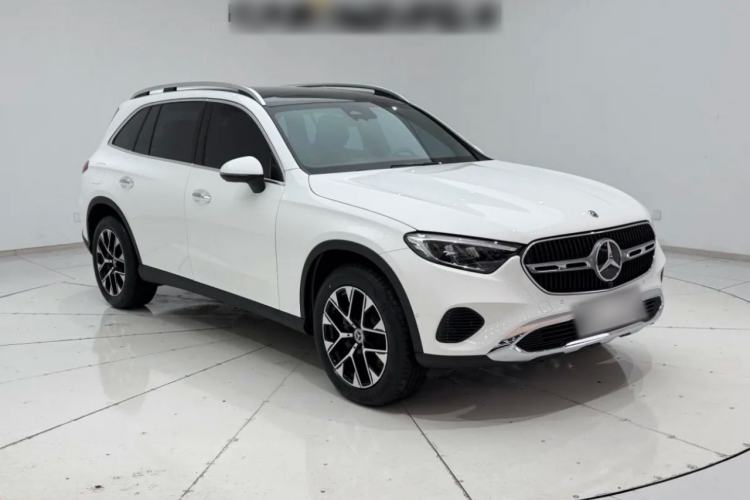 Used Mercedes-Benz GLC 2023 GLC 260 L 4MATIC Dynamic Edition 5-seater Exterior 1