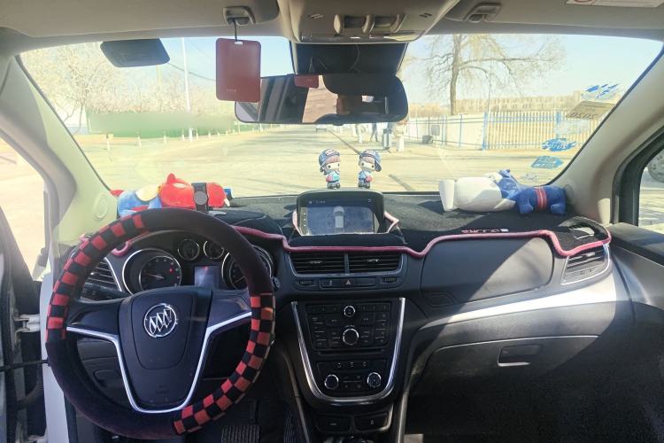 Used Buick Encore 2015 1.4T Automatic Two-Wheel Drive Urban Elite Version