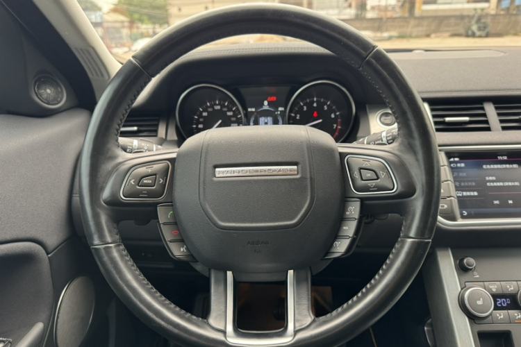 Used Land Rover Range Evoque 2017 2.0T SE Smart Glow Edition
