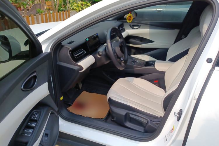 Used BYD Seal 06 New Energy 2024 DM-i 80KM Luxury Model Driver Seat