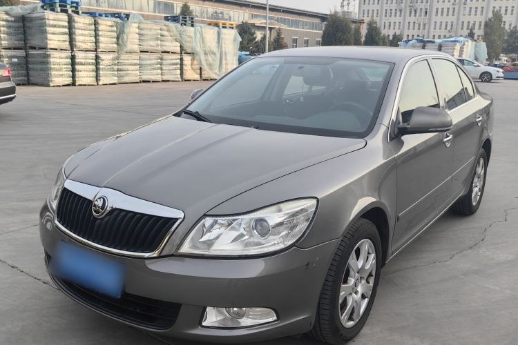 Used Skoda Octavia 2015 Classic Model 1.6L Automatic Elegance Edition