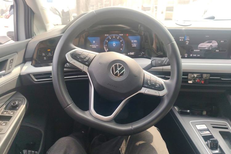 Used Volkswagen Golf 2023 280TSI DSG Pro Steering Wheel