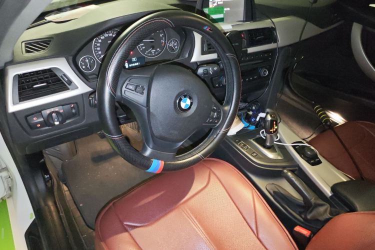 Used BMW 3 Series 2015 320Li Fashion Model
