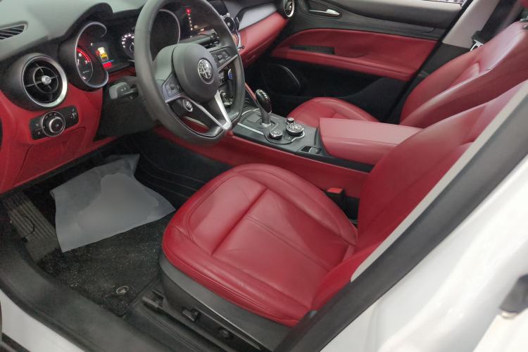 Used Alfa Romeo Stelvio 2017 2.0T 200HP Elite Edition
