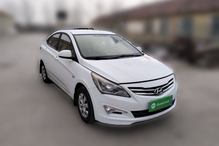 Used Hyundai Verna (older generation) 2014 1.4L Manual Smart GLS Trim