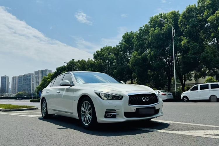 Used Infiniti Q50 2014 3.7L Comfort Edition Exterior 2
