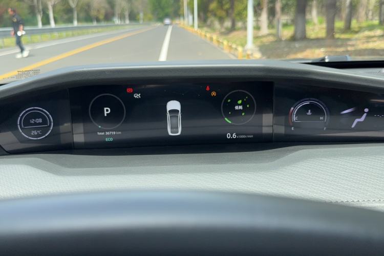 Used CHANGAN UNI-V 2022 2.0T Leading-Speed Edition Instrument Cluster