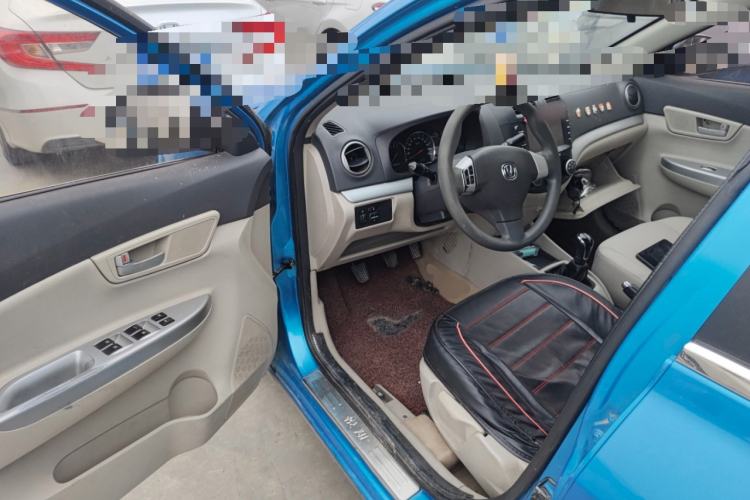 Used CHANGAN Alsvin V5 2012 1.5L Manual Dream Edition