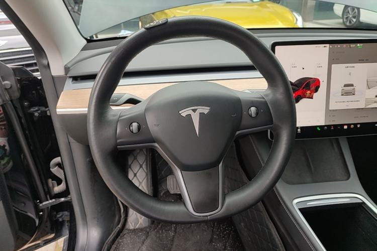 Used Tesla Model Y 2021 Standard Range Rear-Wheel Drive Version