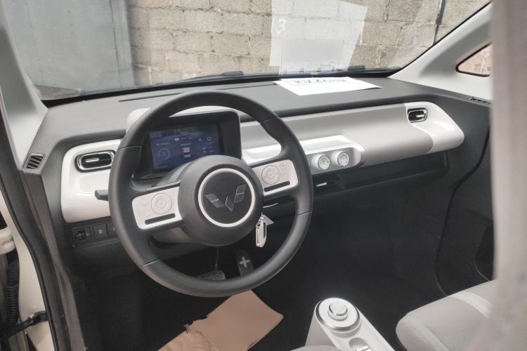 Used Wuling Air ev 2023 - Four Seats - Standard Edition