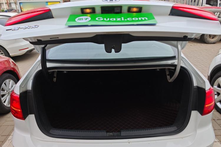 Used Volkswagen Sagitar 2017 1.6L Automatic Comfort Model Trunk