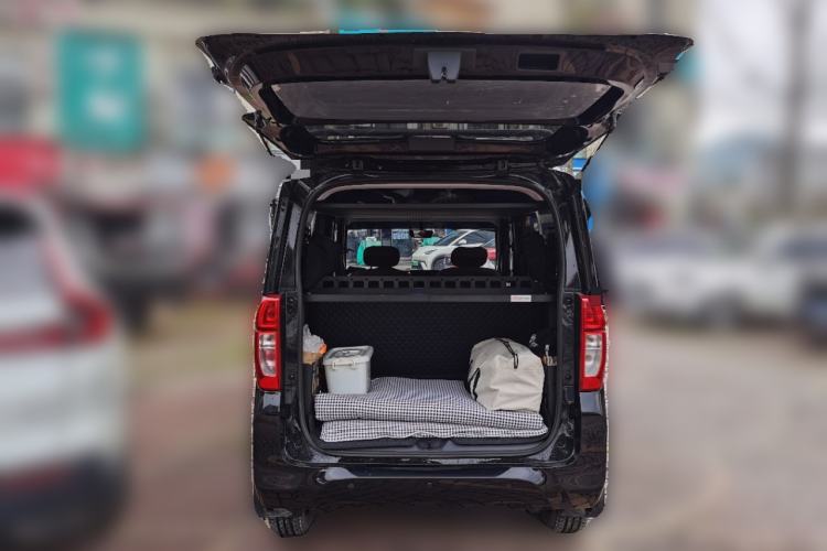 Used Wuling Zhiguang New Energy 2025 Model 305km Ambitious Edition