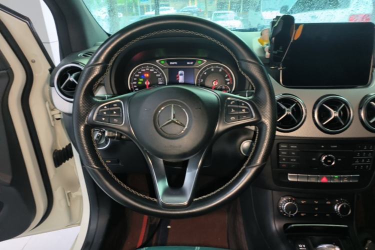 Used Mercedes-Benz B-Class 2017 B 200 Sport Edition
