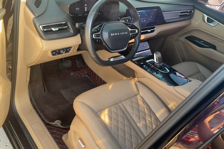 Used Wuling Victory 2023 2.0L DHT Luxury Edition