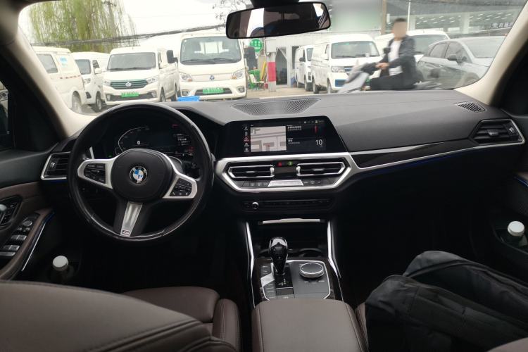 Used BMW 3 Series 2021 Second Facelift 325Li M Sport Package
