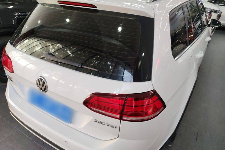 Used Volkswagen Golf 2019 1.8TSI Travel Edition
