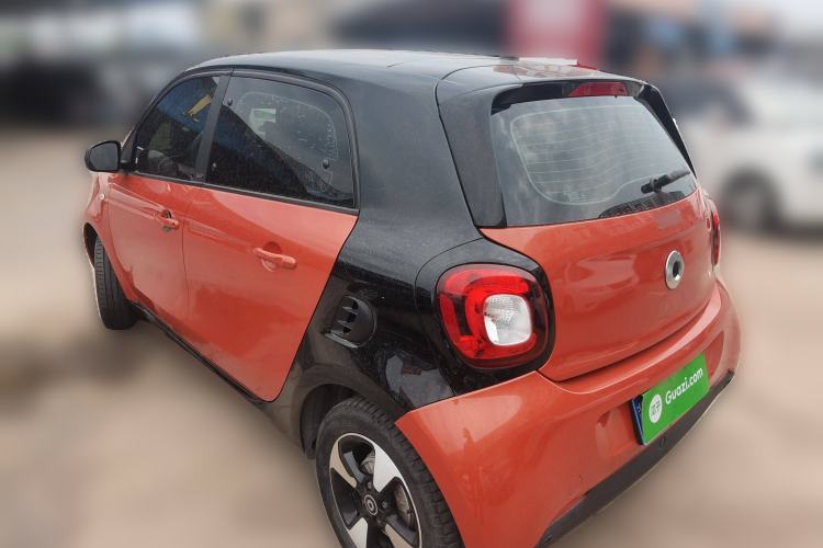 Used smart forfour 2018 1.0L 52kW Passion Edition Rear Left 45 Deg