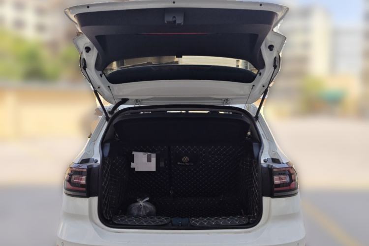 Used Volkswagen Tacqua 2021 1.5L Automatic Yue Zhi Lian Edition Trunk