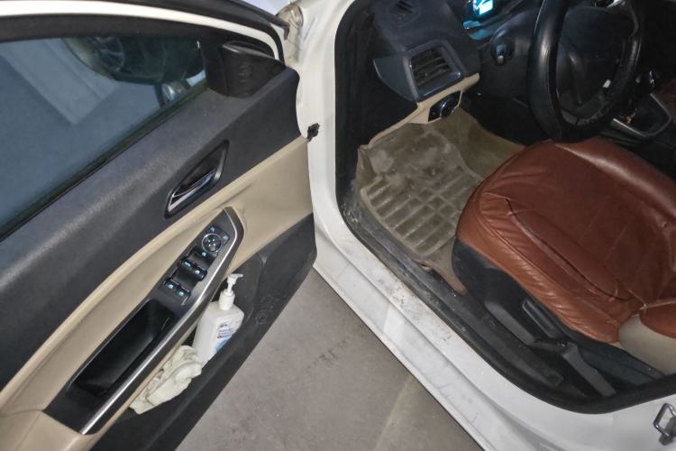 Used Ford Escort 2015 1.5L Manual Fashion Edition