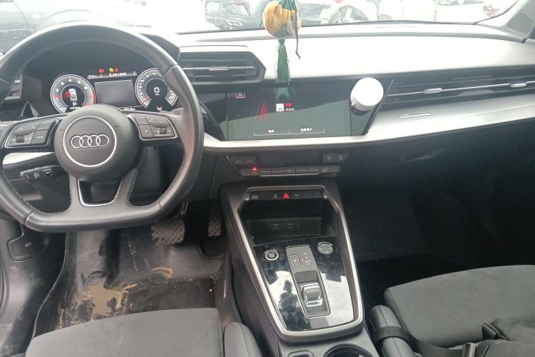 Used Audi A3 2023 Restyled A3L Limousine 35 TFSI Luxury Sport Edition
