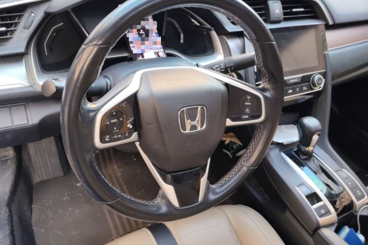 Used Honda Civic 2016 220TURBO CVT Prestige Edition
