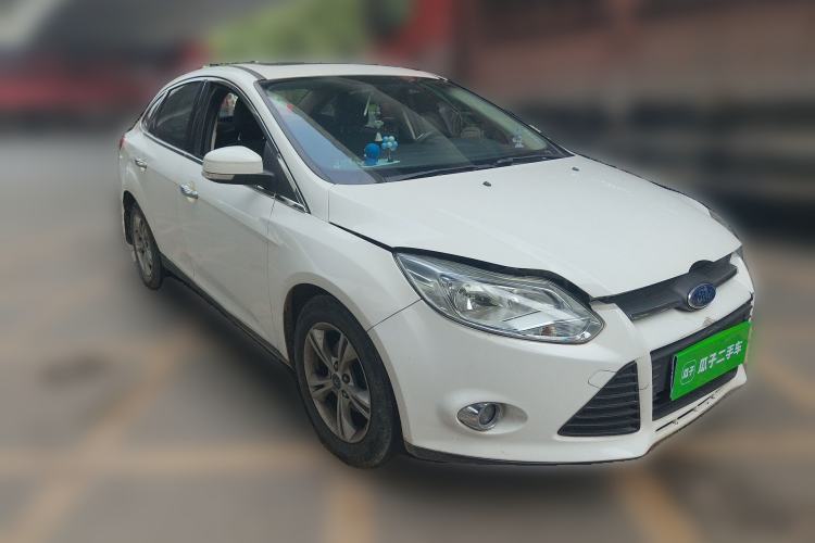 Used Ford Focus 2012 Sedan 1.6L Automatic Fashion Edition Front Right 45 Deg