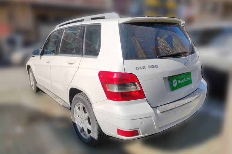 Used Mercedes-Benz GLK-Class 2010 GLK 300 4MATIC Fashion Model