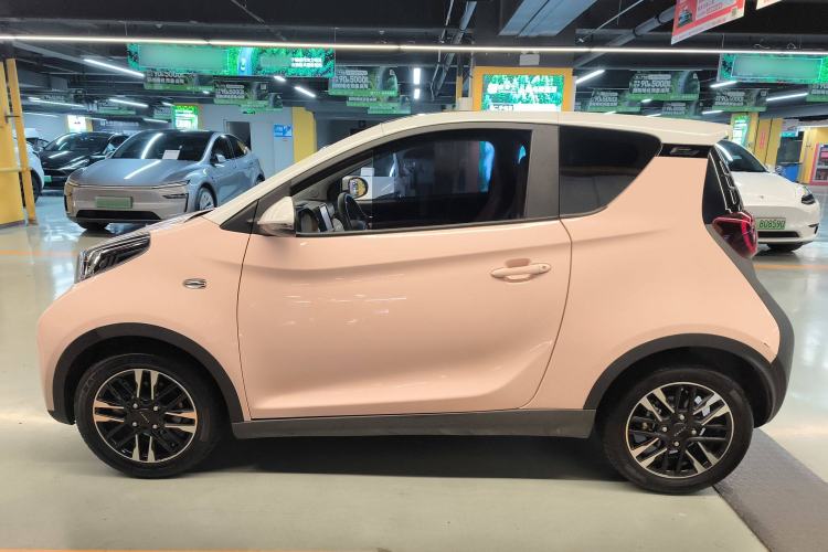 Used Chery New Energy Little Ant 2022 Revised Version Sweet Pink Edition Half-Sugar Version Lithium Iron Phosphate 30.7 kWh 30 kW 301 km