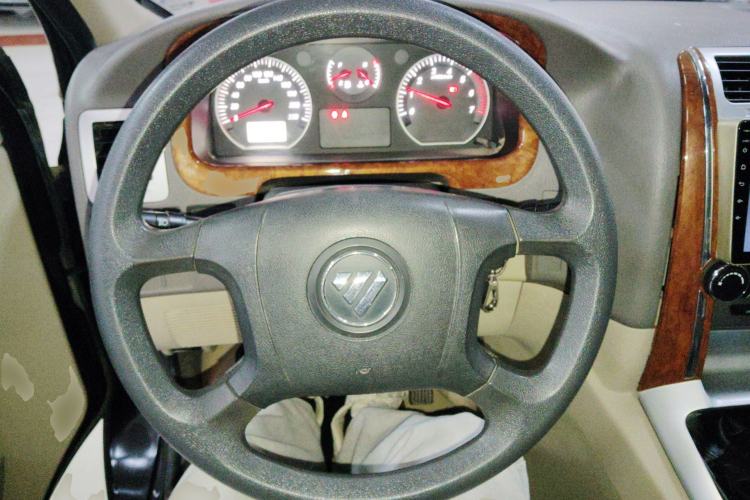 Used Foton Scenic G5 2020 2.0L Gasoline Commercial Version 7-Seater Multi-Purpose Passenger Vehicle 1TZS
