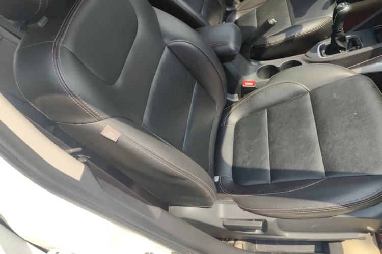 Used CHANGAN CS35 2015 1.6L Manual Luxury Model China IV Standard Right Front Seat