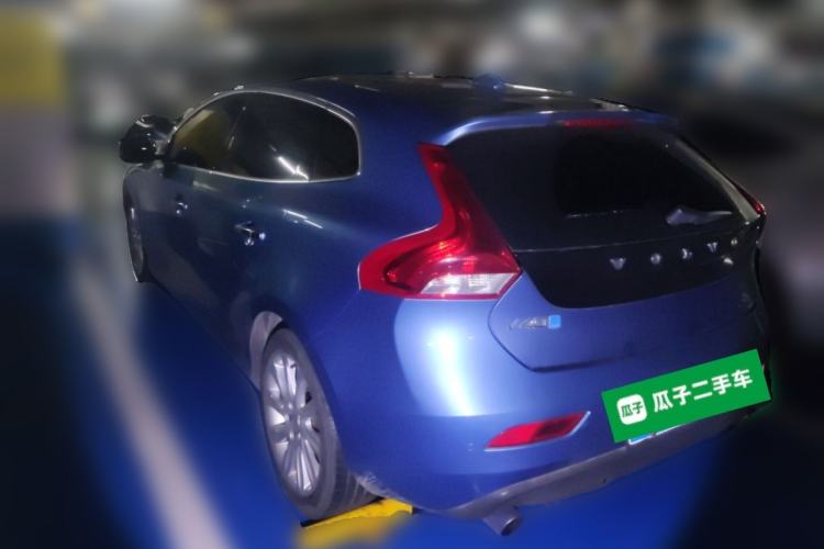 Used Volvo V40 2015 1.6T Zhiya Edition Rear Left 45 Deg