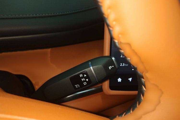 Used CHANGAN NEVO Q07 2025 215 Prestige Edition Gear Lever