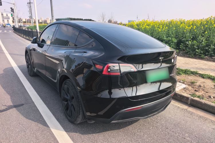 Used Tesla Model Y 2023 Rear-Wheel-Drive Version