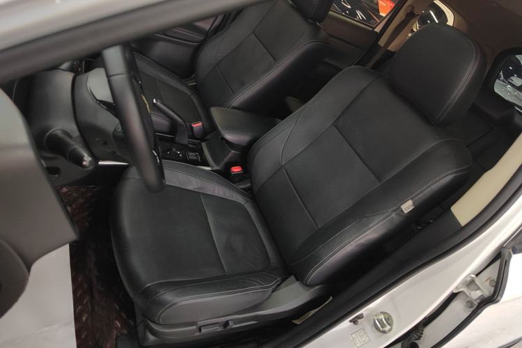 Used Mitsubishi Outlander 2017 2.0L Two-Wheel Drive Glory Edition 5 Seats