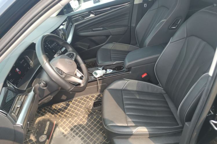 Used Volkswagen Passat 2022 330TSI Starry Elite Edition Left Front Seat