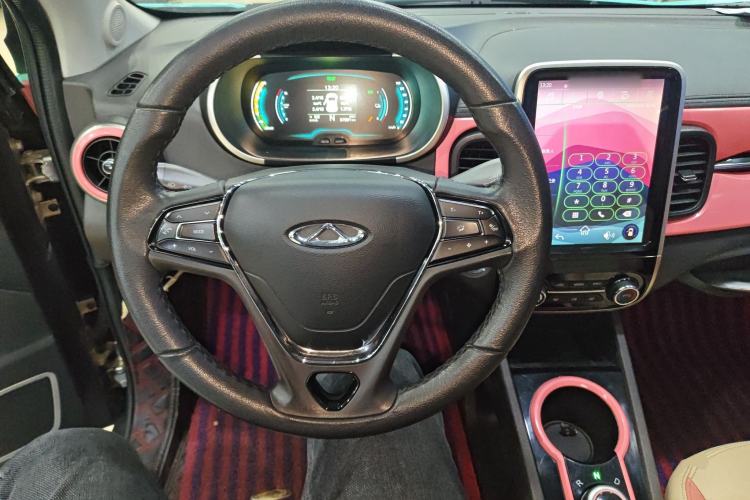 Used Chery QQ Little Ant 2021 150 000 Yuan "Ant Fan" Edition New Ant Cool Version Lithium-Ion Battery Steering Wheel