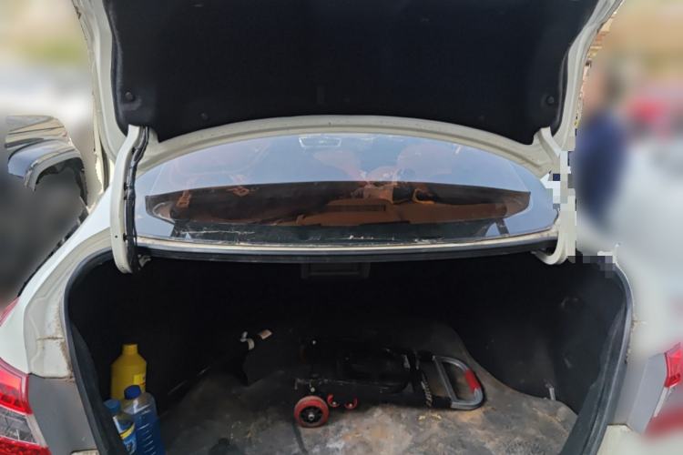 Used Nissan Sylphy 2012 1.6 XL Manual Luxury Edition Trunk